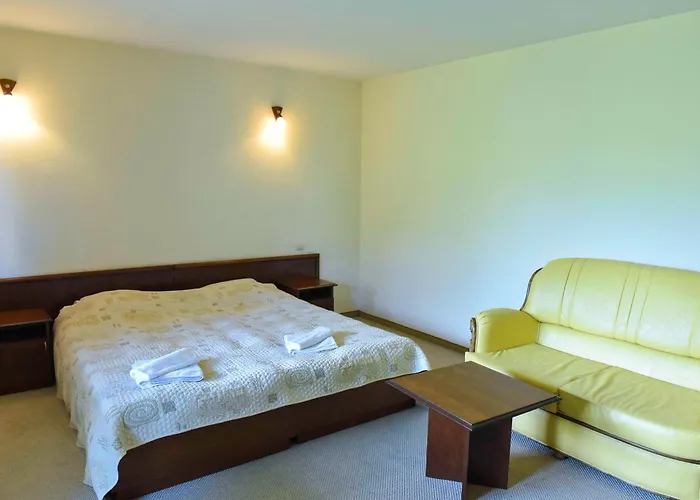 Lovna Sreshta 班斯科